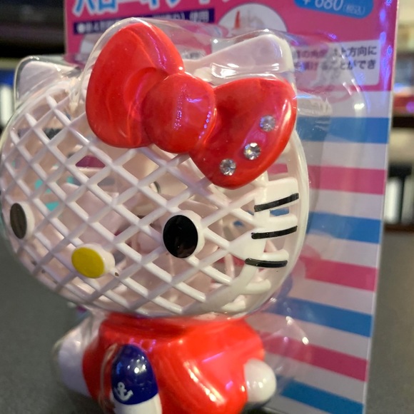 **Rare** Hello Kitty Fan - Picture 6 of 8